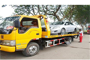 龙城附近24小时汽车拖车服务热线