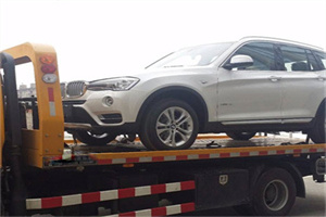 龙城拖车24小时服务电话