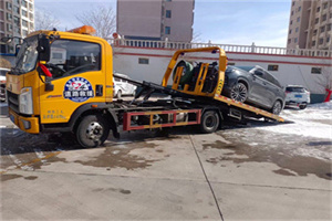 龙城救援拖车费用怎么算